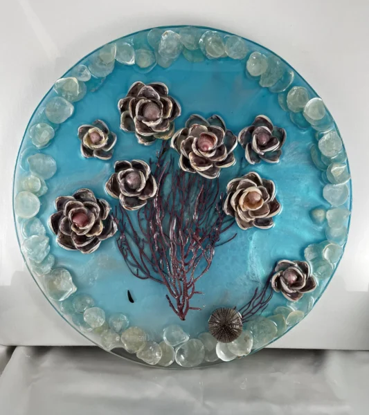 Resin art with shells floral design